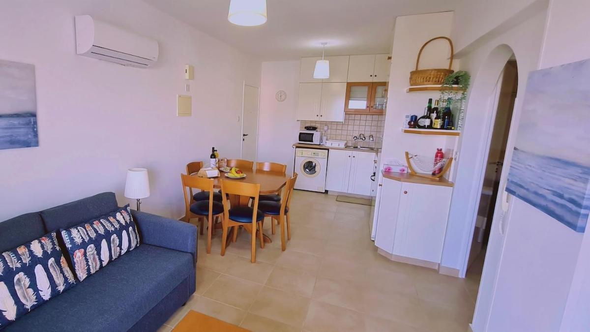 Camelia Apartment